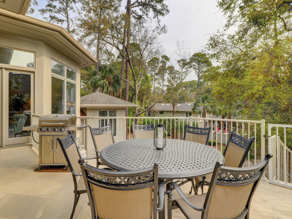 Luxury All the Way Hilton Head 5 Bedroom Pool Home Sleeps 16